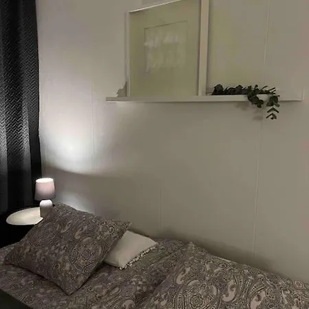 Spacious Apartment For 5 Next To The Train Station Rovaniemi Buitenkant foto
