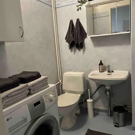 Spacious Apartment For 5 Next To The Train Station Rovaniemi Buitenkant foto