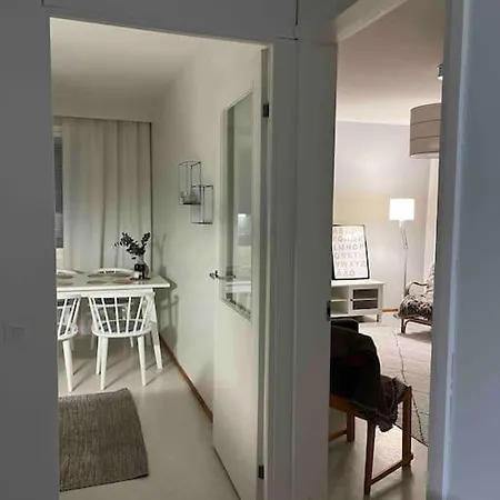 Spacious Apartment For 5 Next To The Train Station Rovaniemi Buitenkant foto