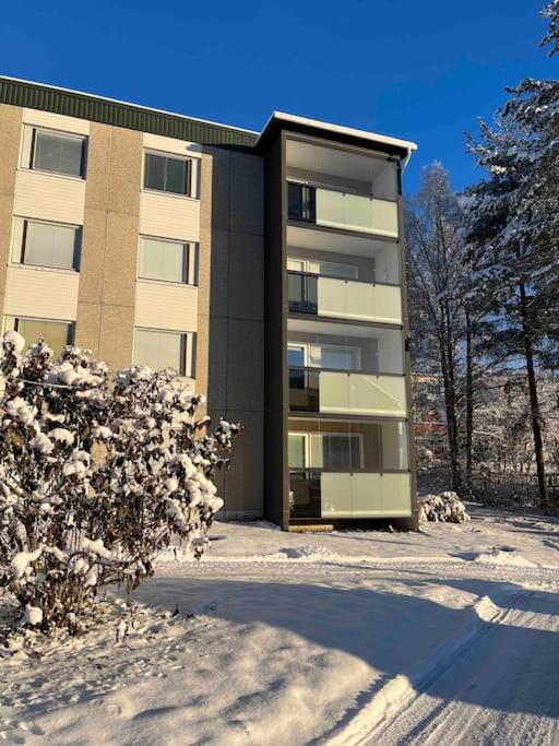 Apartment Spacious For 5 Next To The Train Station *