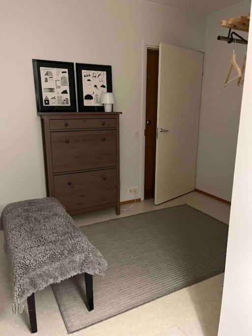 Spacious For 5 Next To The Train Station Appartement *